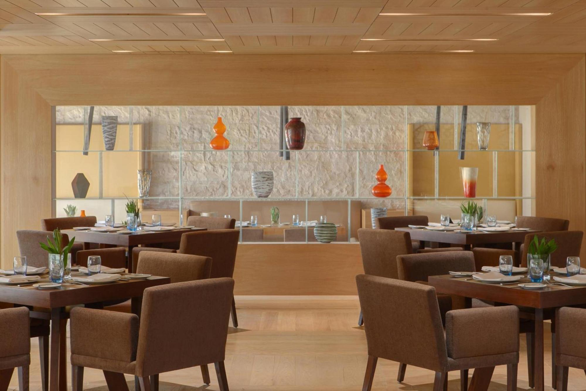 Sheraton Jeddah Hotel - Saudi Brothers Commercial Company Branch Exterior foto The restaurant