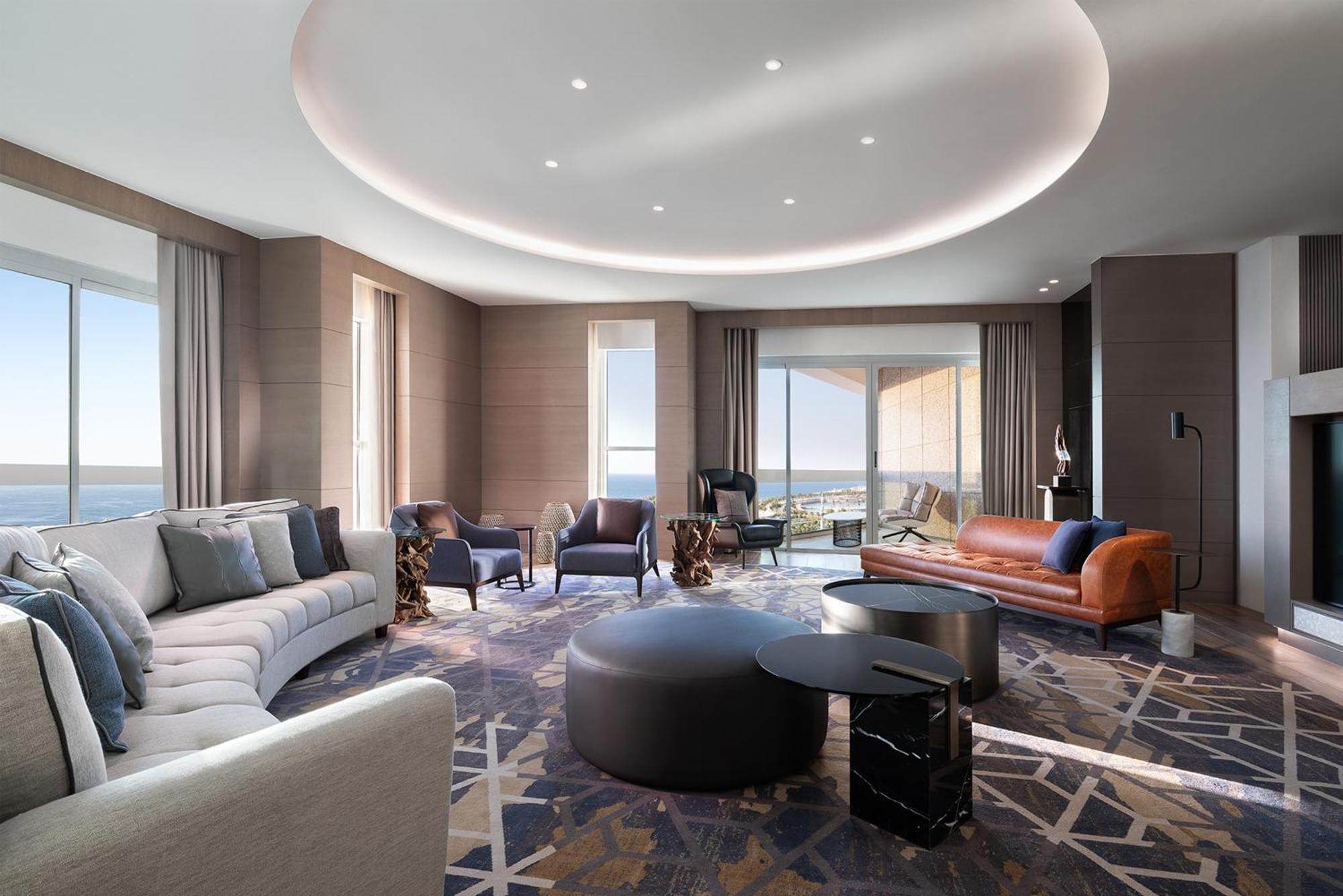 Sheraton Jeddah Hotel - Saudi Brothers Commercial Company Branch Exterior foto The living room of a three-bedroom apartment