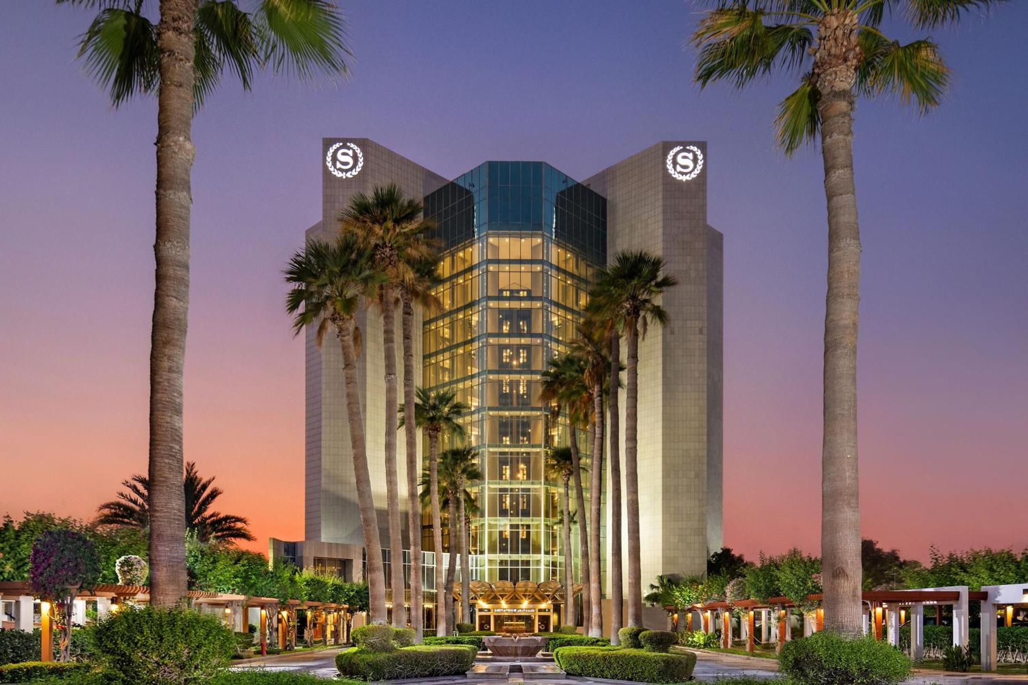 Sheraton Jeddah Hotel - Saudi Brothers Commercial Company Branch Exterior foto Sheraton Scottsdale Resort at Talking Stick