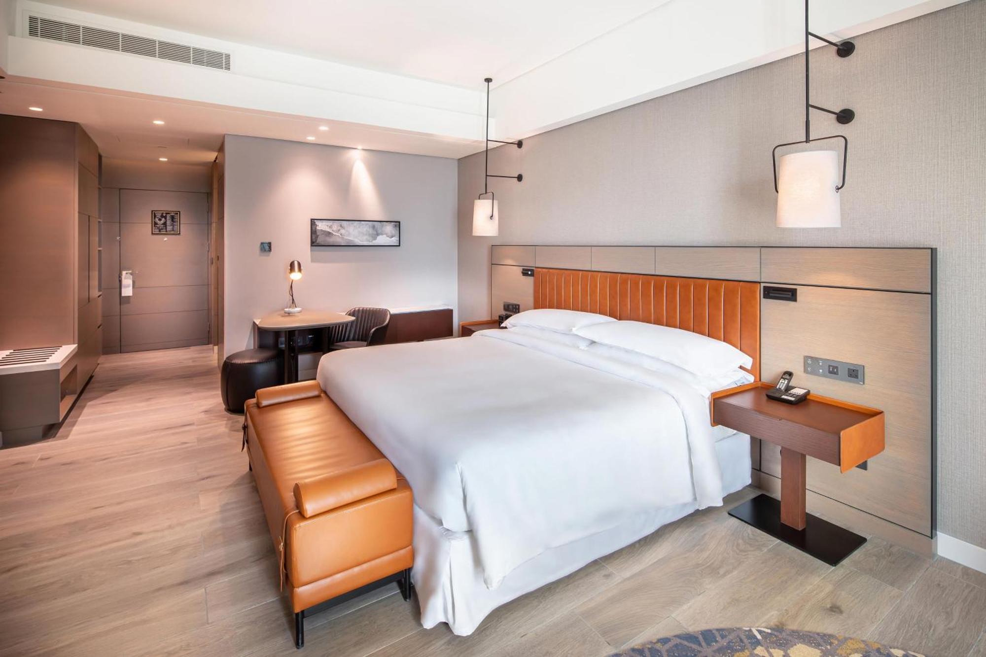 Sheraton Jeddah Hotel - Saudi Brothers Commercial Company Branch Exterior foto Deluxe Room